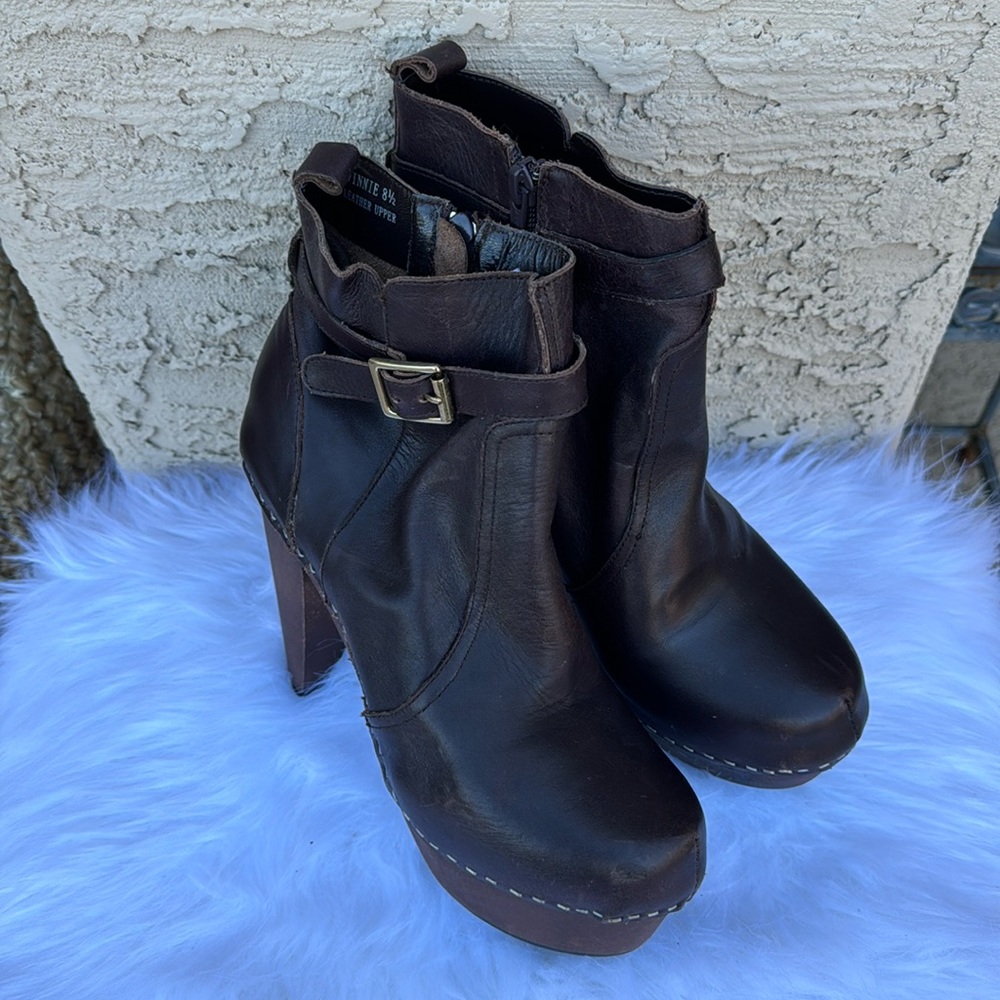 Brown Leather Upper Boots Ankle - image 1